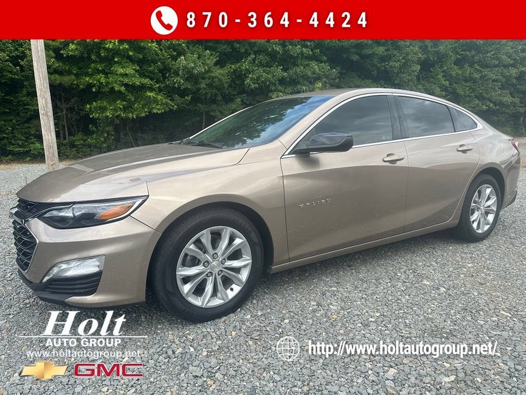 2019 Chevrolet Malibu LT in Sandy Ridge Metallic — front three-quarter view